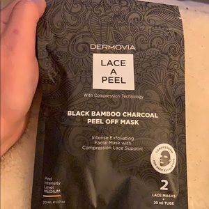 Dermvoia lace a peel